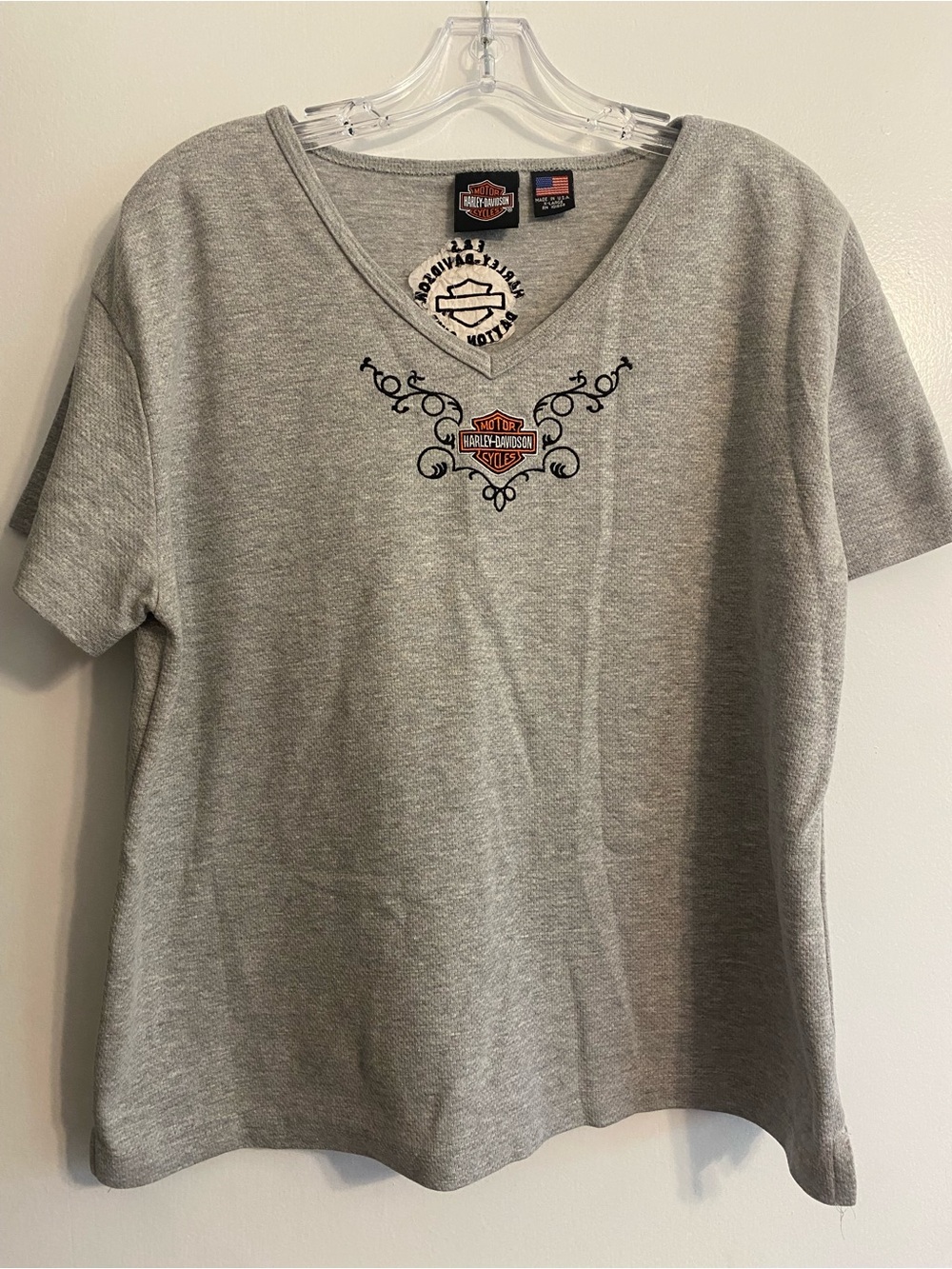 Harley-Davidson Women's Gray V-Neck Top- Size XL